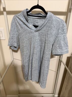 H&M Light Heather Gray Short Sleeve Henley Tee